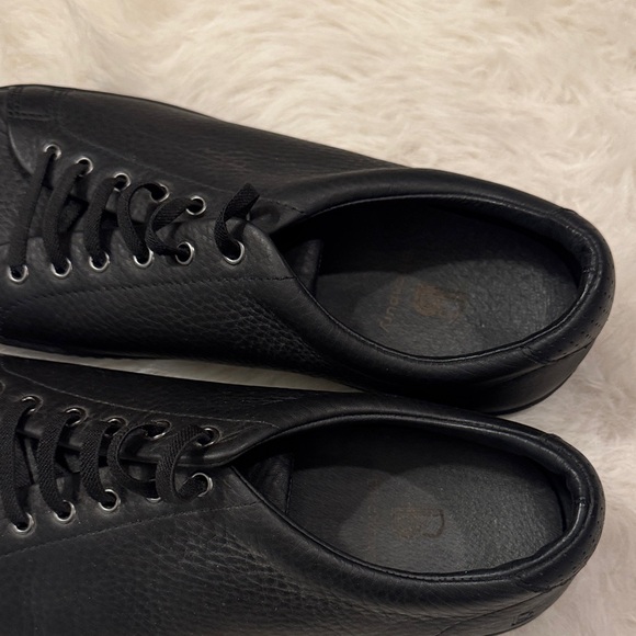 Birchbury  Bramford Men's Black Leather Sneakers Size 11 1/2 pre-owned. - Picture 5 of 10